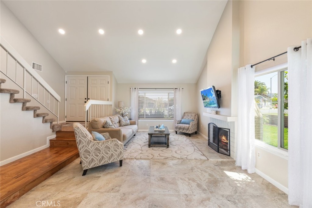 1452 Granada Property Photo 10