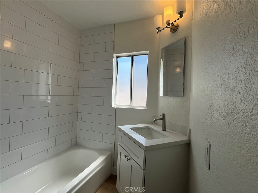 15645 Curtis Avenue Property Photo 7