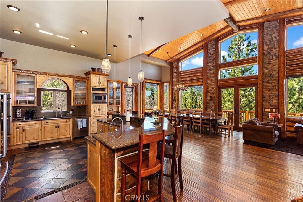 43653 Colusa Drive Property Photo 8