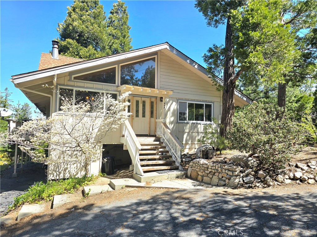 943 Grass Valley Road Property Photo 1