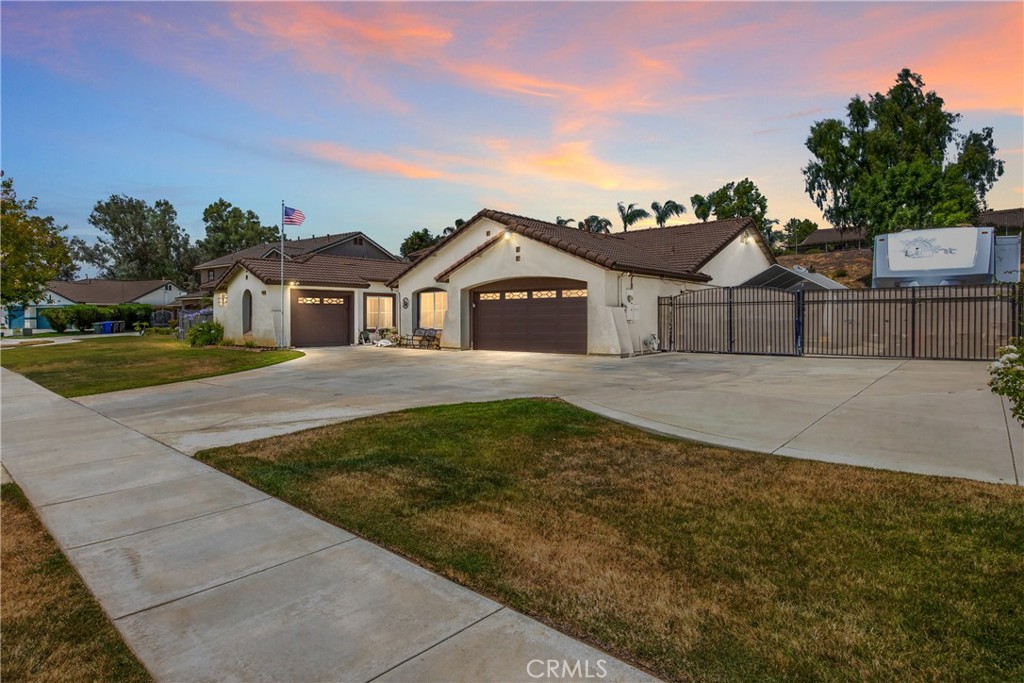 33490 Gene Autry Circle Property Photo 1