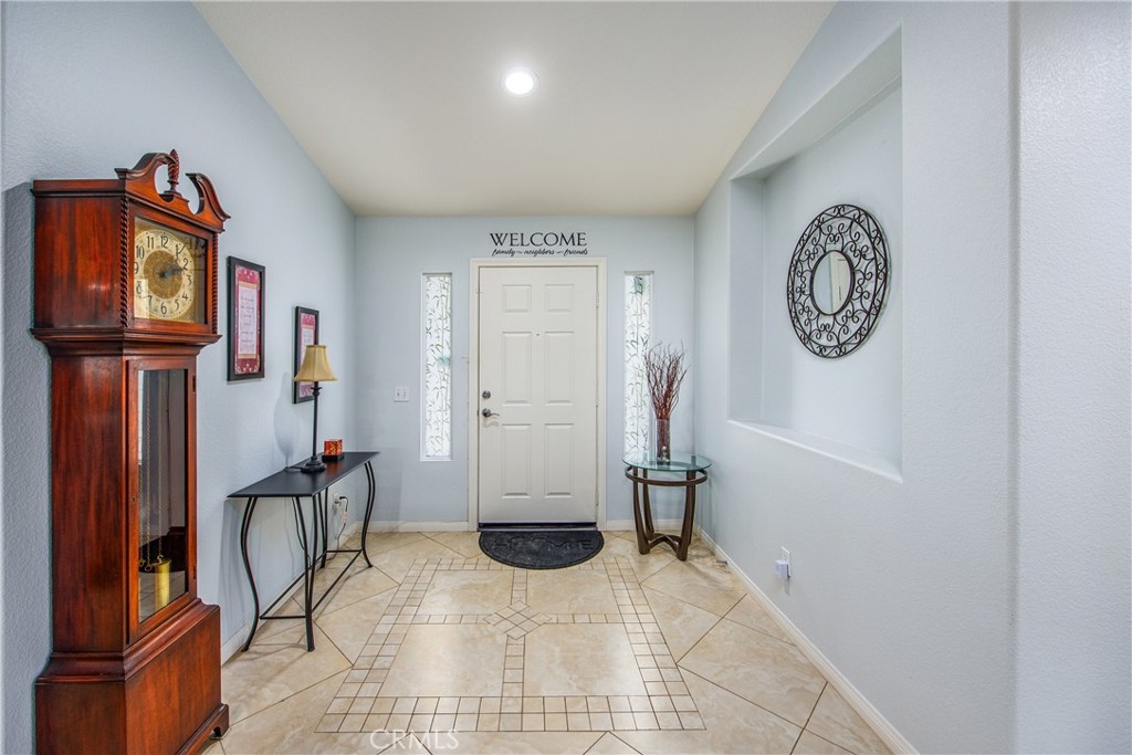 33490 Gene Autry Circle Property Photo 3