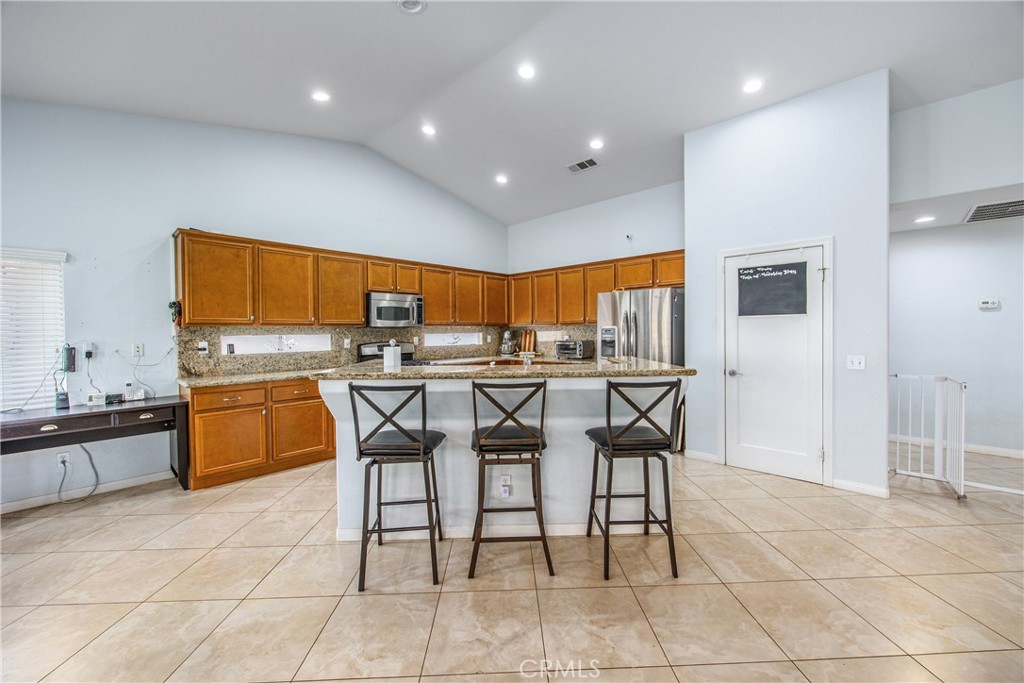 33490 Gene Autry Circle Property Photo 13
