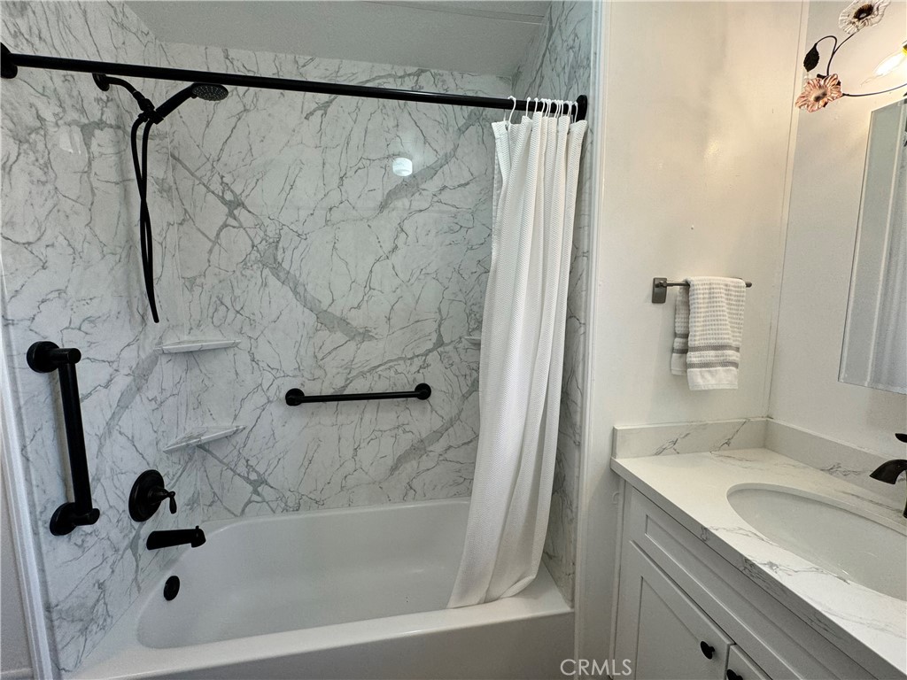 3800 W Wilson Street 245 Property Photo 6