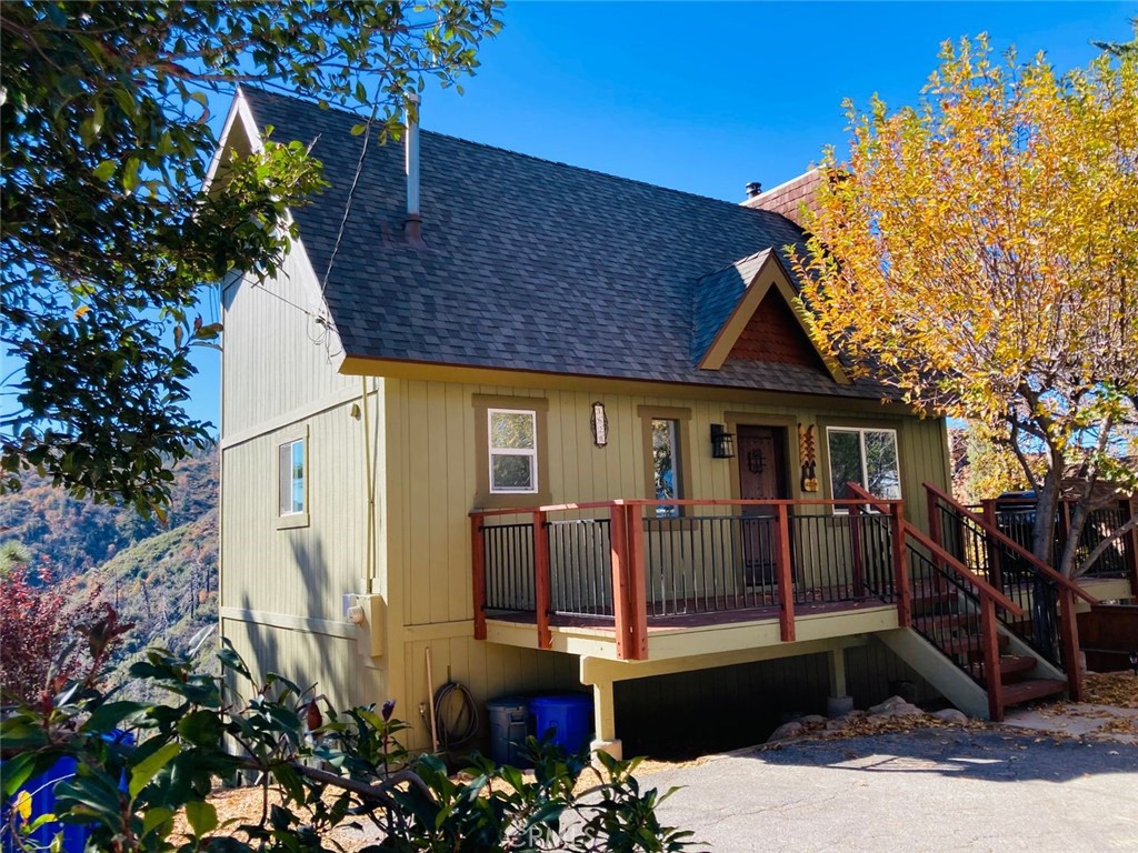 1620 Edge Cliff Drive Property Photo 1