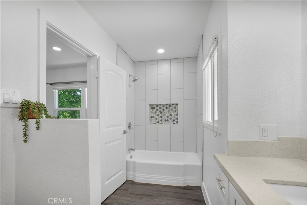 4155 Euclid Court Property Photo 10