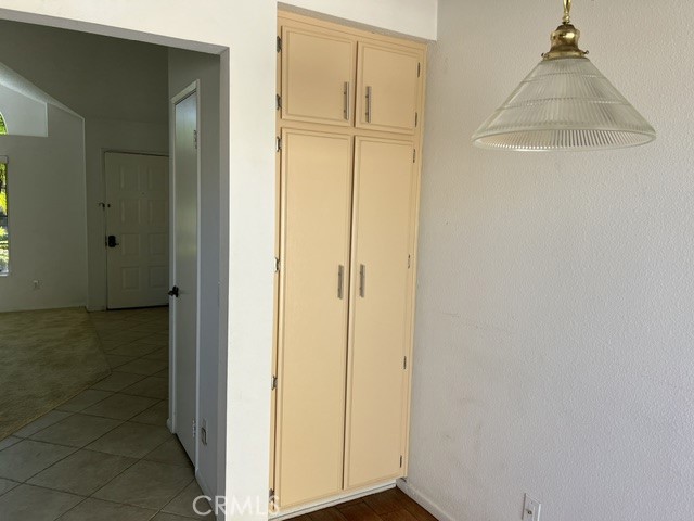 672 La Quinta Drive Property Photo 7