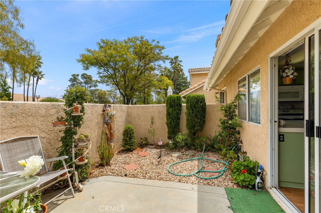 672 La Quinta Drive Property Photo 13