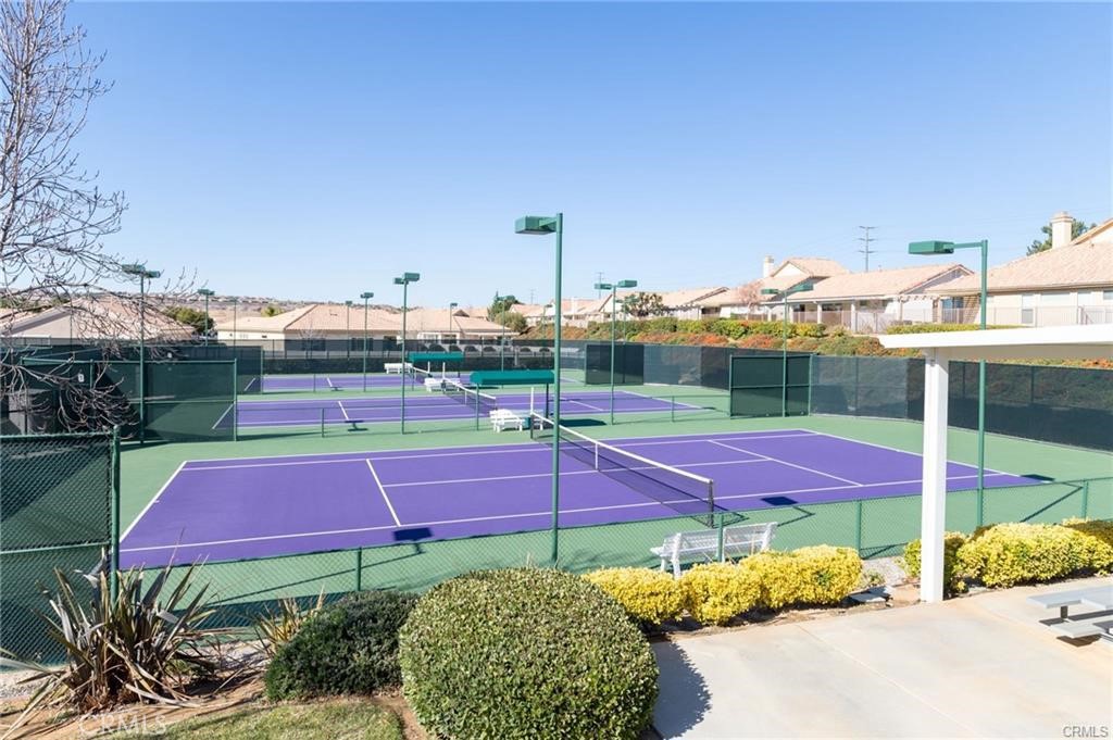 672 La Quinta Drive Property Photo 25