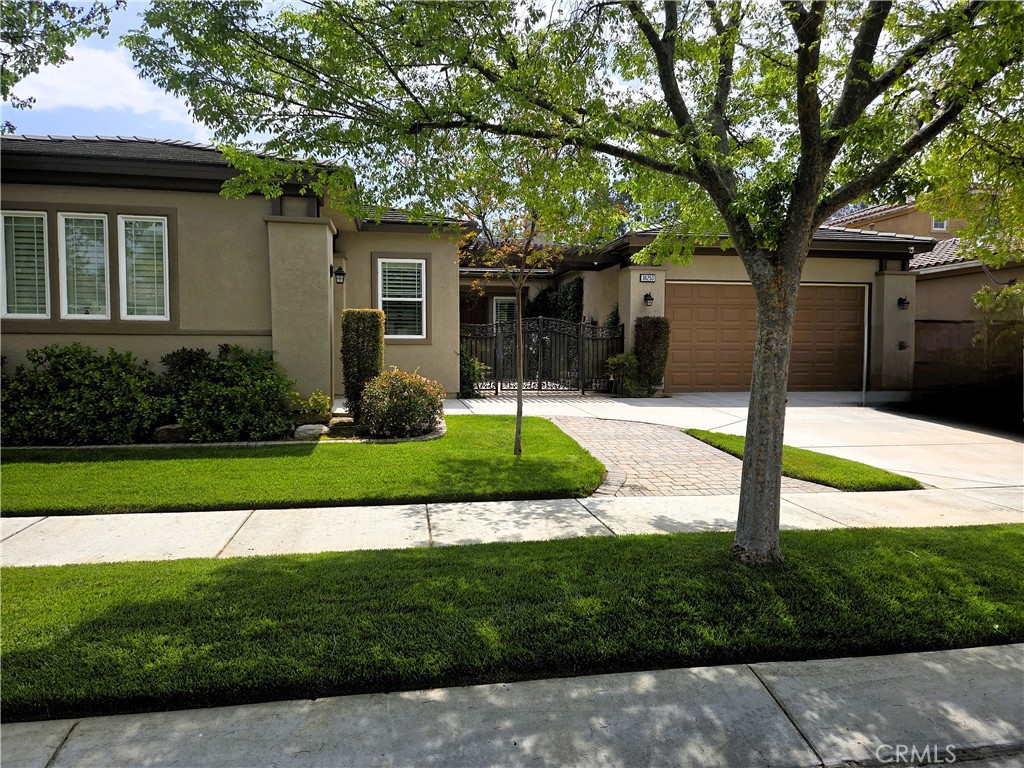 36253 Bay Hill Drive Property Photo 1