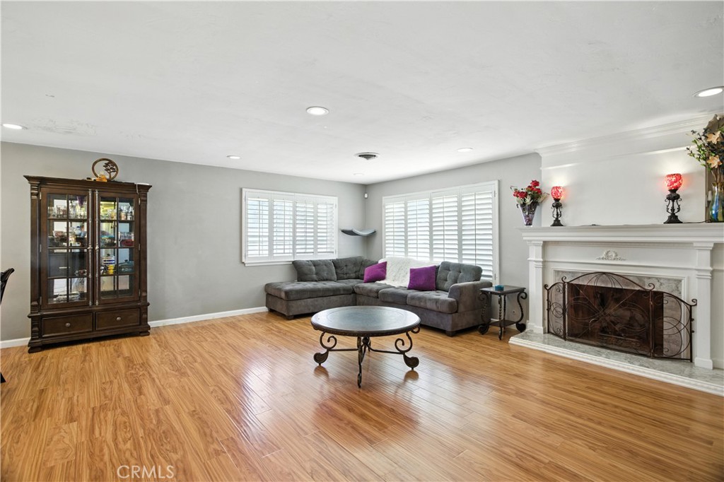 1104 East 41st Street Property Photo 6