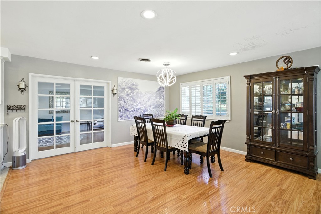 1104 East 41st Street Property Photo 10
