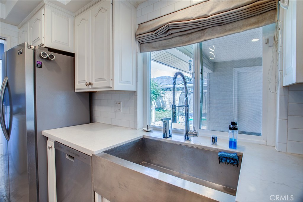 1104 East 41st Street Property Photo 14