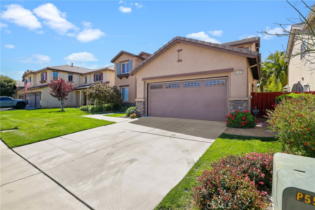 35107 Hogan Drive Property Photo 3