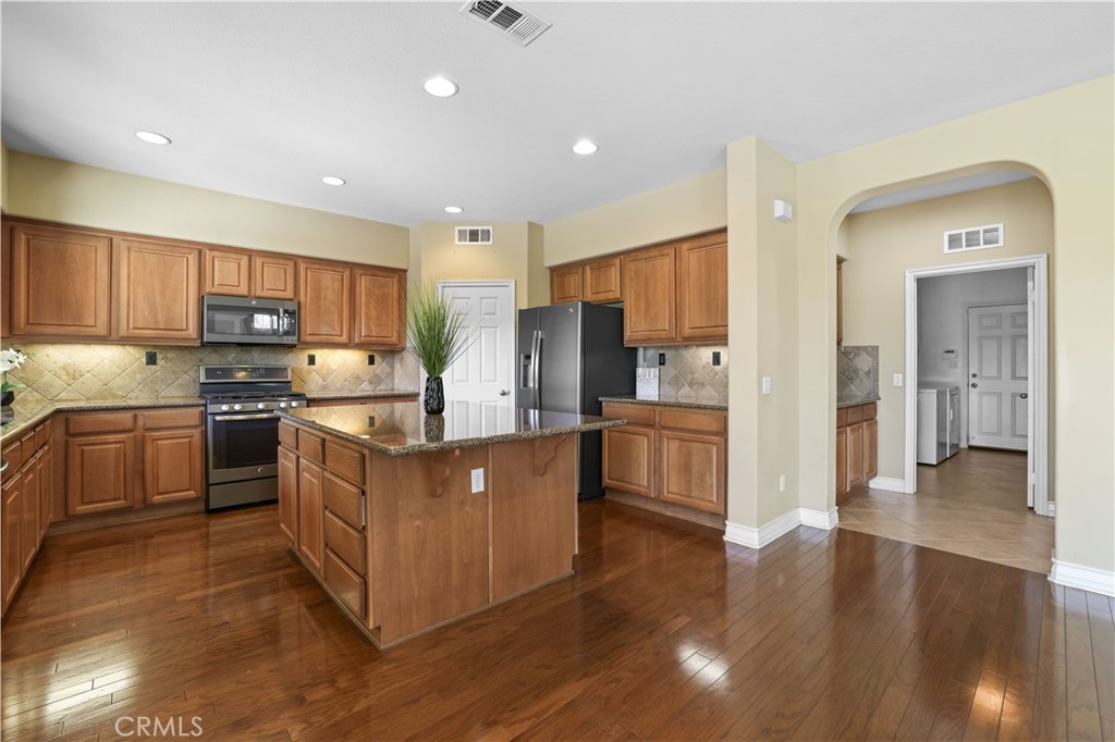 35107 Hogan Drive Property Photo 15
