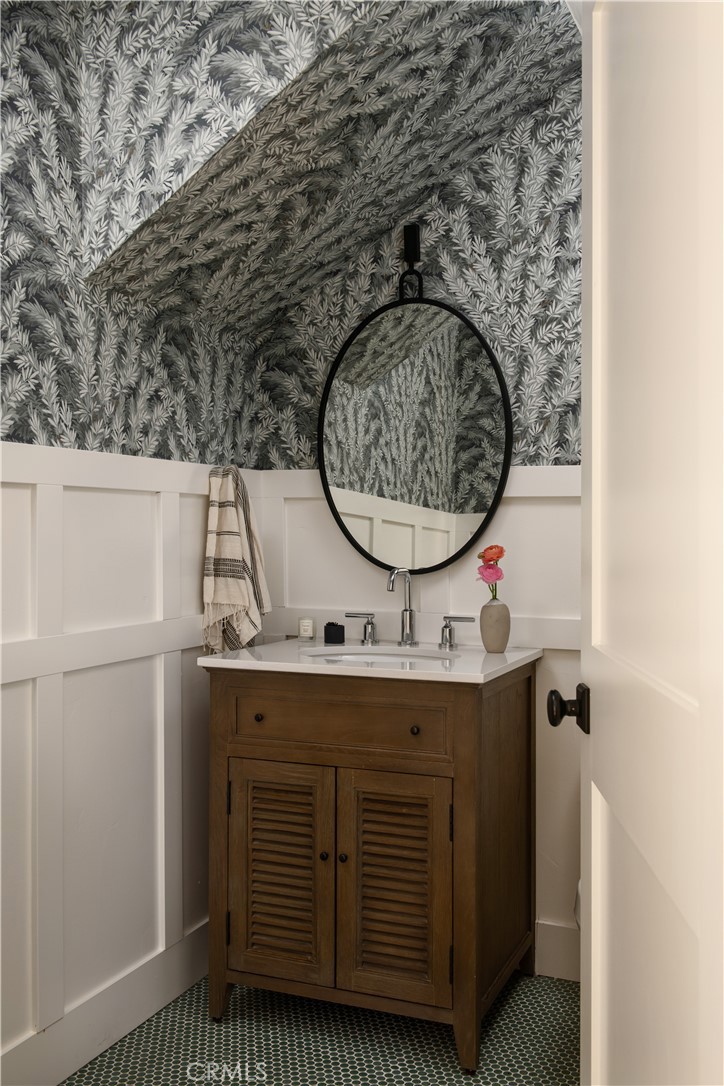 920 Oak Road Property Photo 6