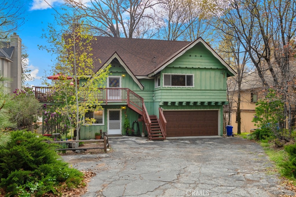 1050 Golden Rule Lane Property Photo 1
