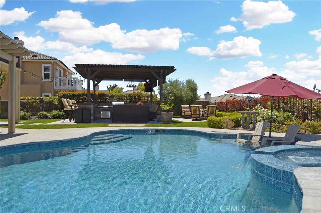 13622 Canyon Crest Road Property Photo 5