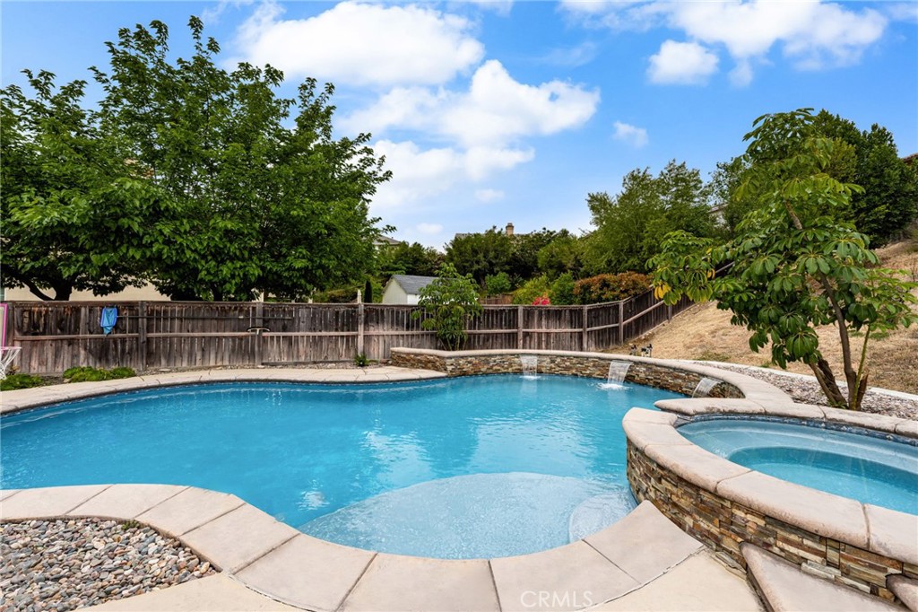 25149 Dogwood Court Property Photo 1