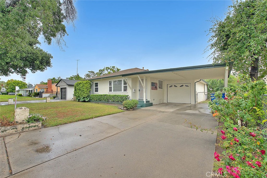 555 Courtland Drive Property Photo 1