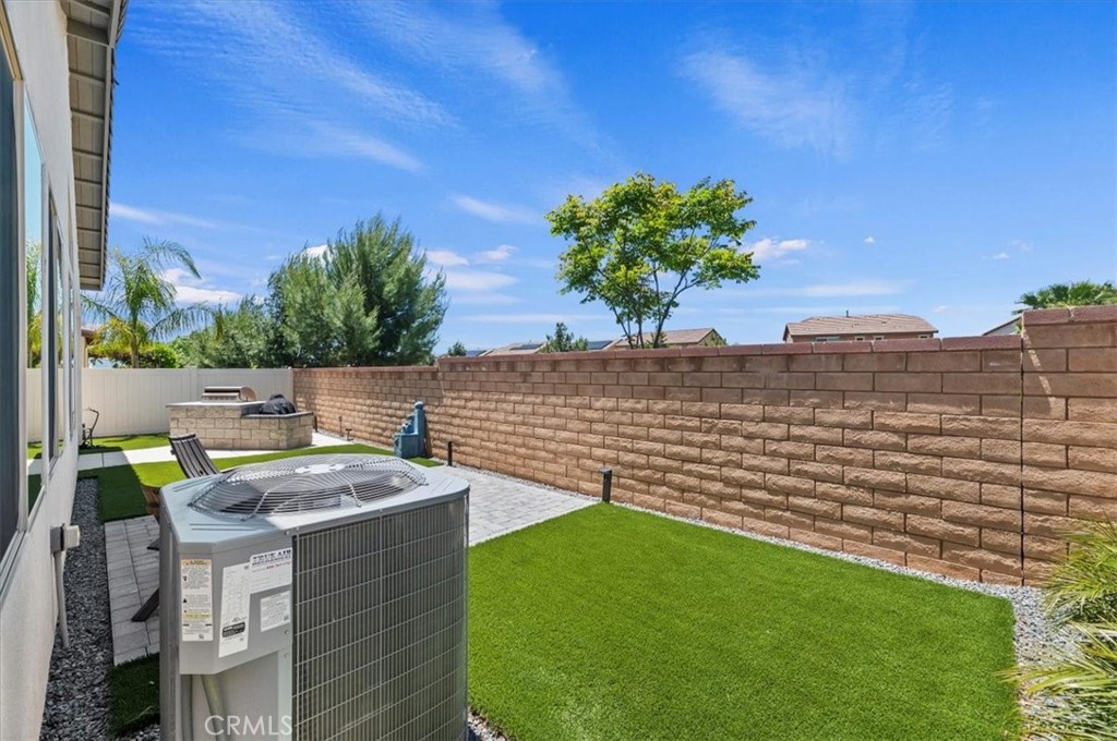 1545 Winding Sun Drive Property Photo 34