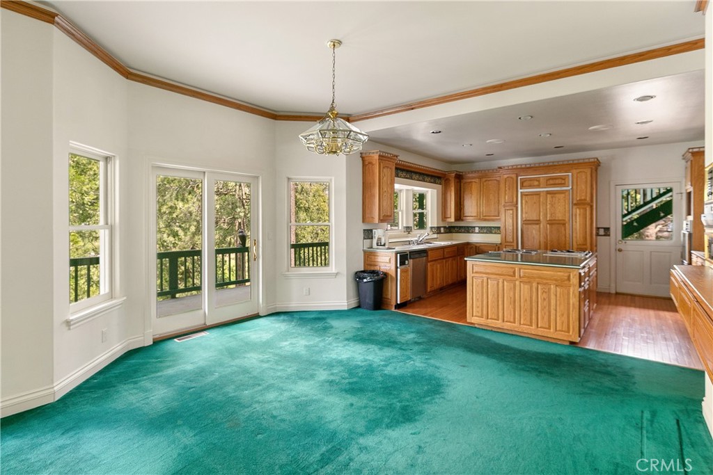 109 S Fairway Drive Property Photo 9