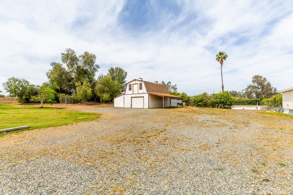33255 Zeiders Road Property Photo 4