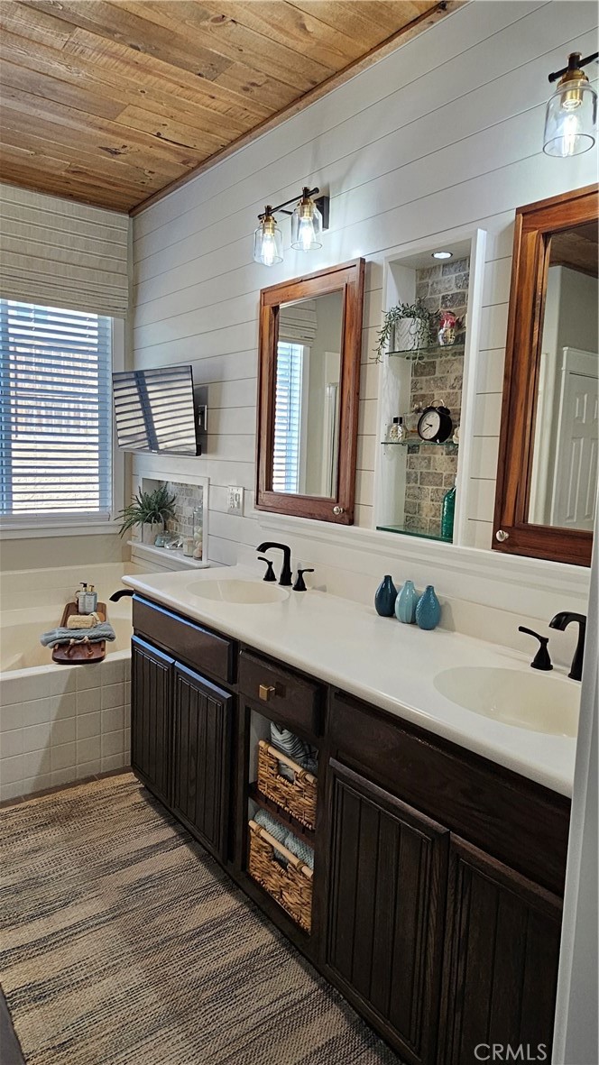13817 Grant Way Property Photo 26