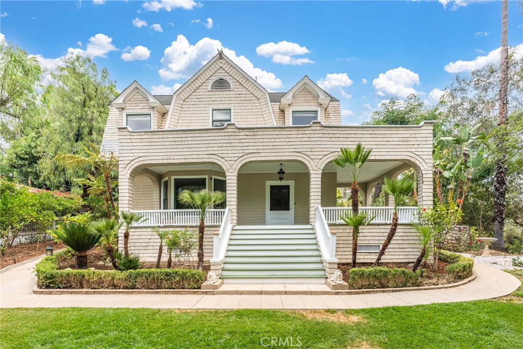 16 Campbell Avenue Property Photo 2