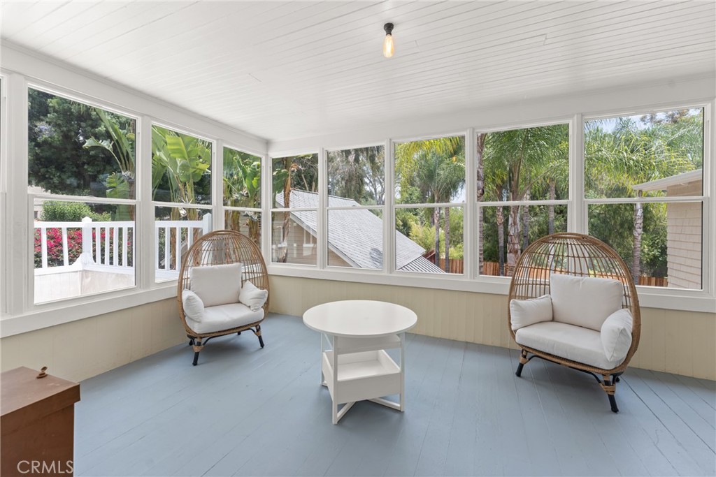 16 Campbell Avenue Property Photo 48