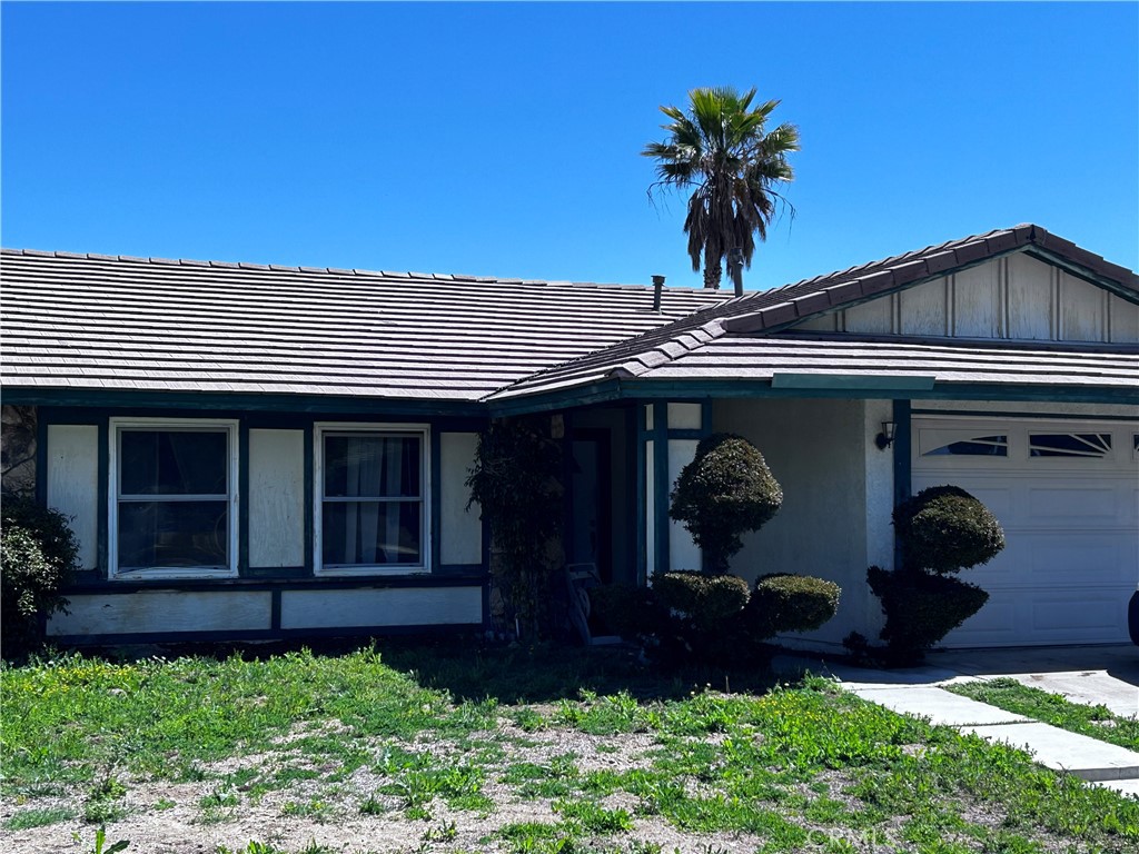 2370 La Salle Avenue Property Photo 1