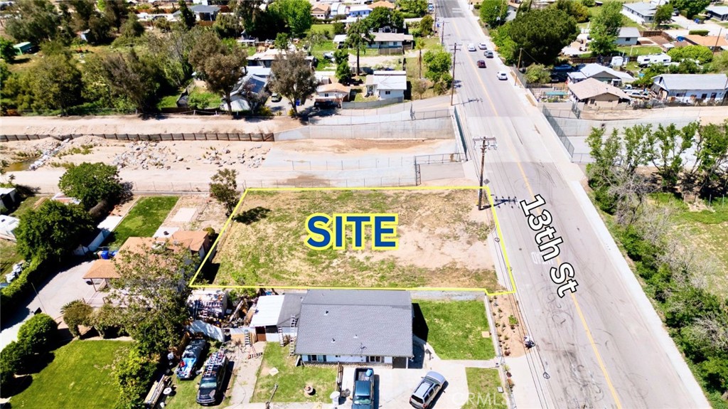 12858 13th Street Property Photo 8