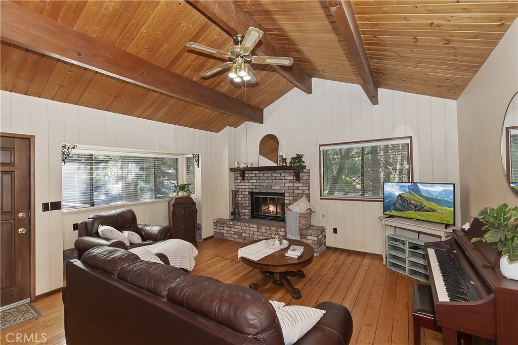 1027 Nesthorn Drive Property Photo 3