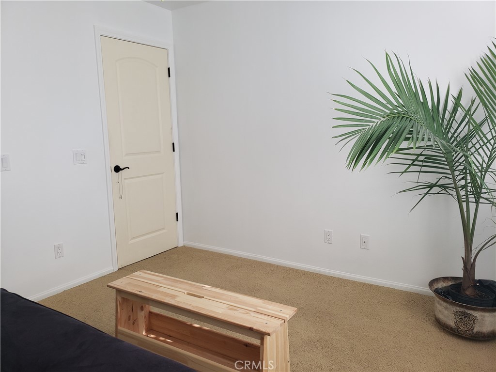 45385 5th Street Property Photo 20