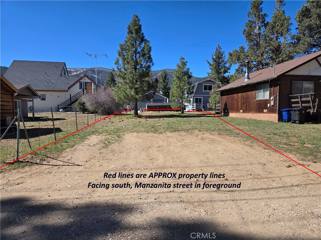2088 Manzanita Property Photo 1