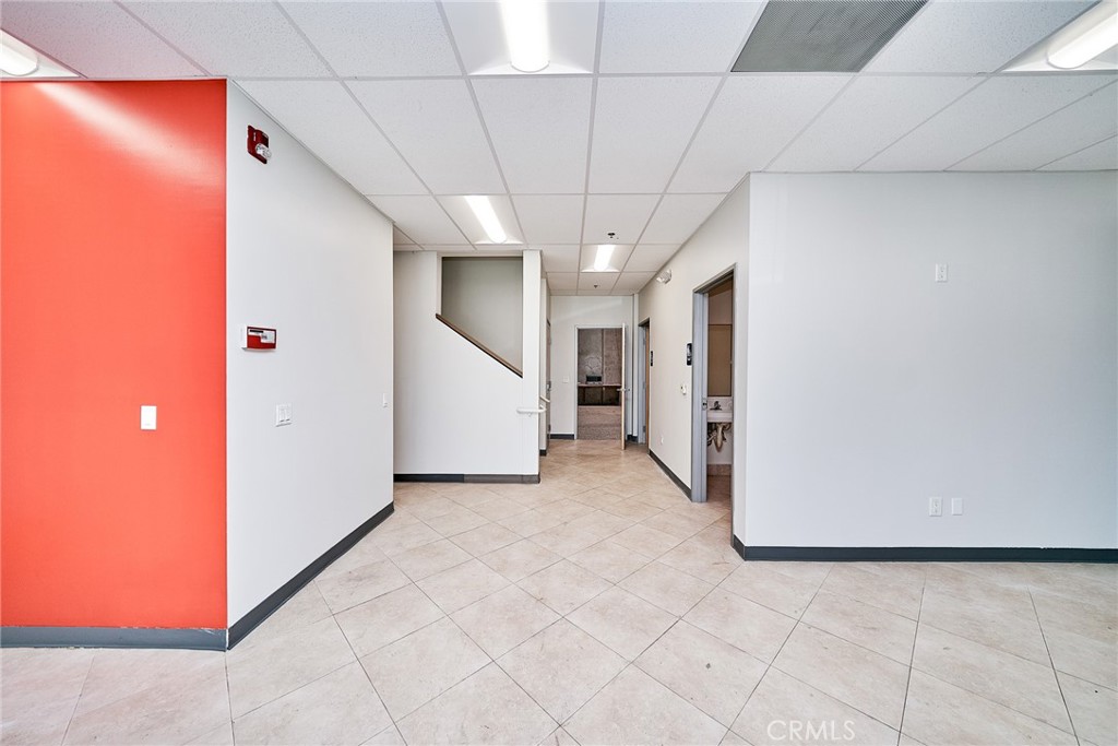1175 Warner Avenue Property Photo 8
