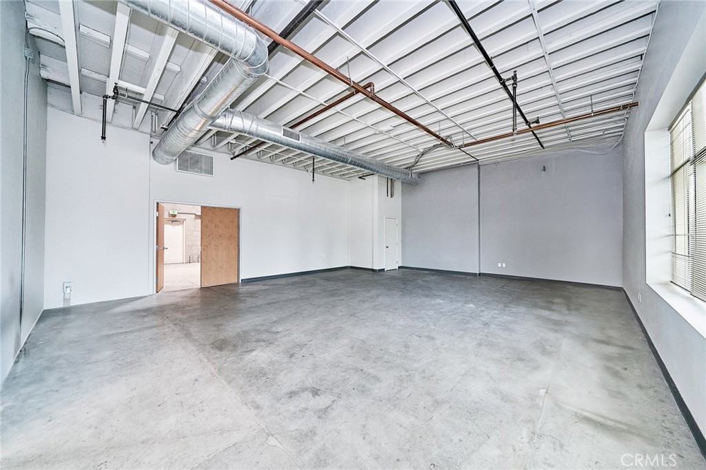 1175 Warner Avenue Property Photo 10