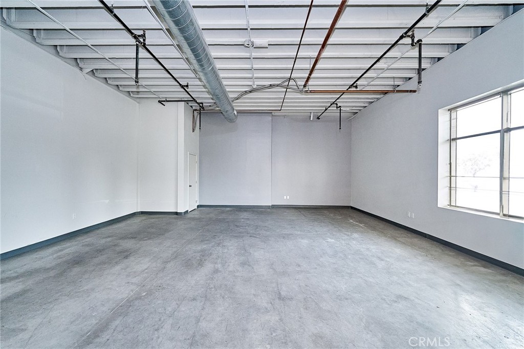 1175 Warner Avenue Property Photo 11