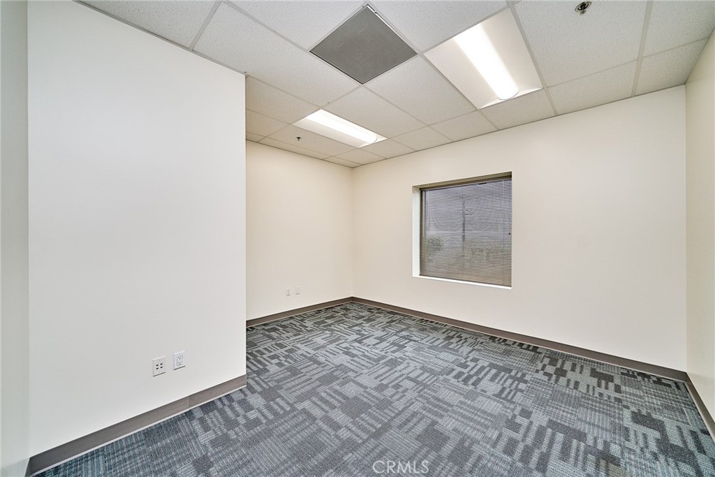 1175 Warner Avenue Property Photo 31