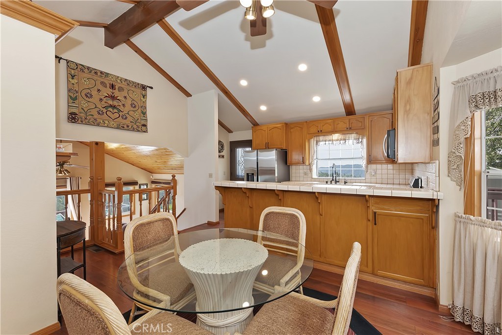 262 Delle Drive Property Photo 13