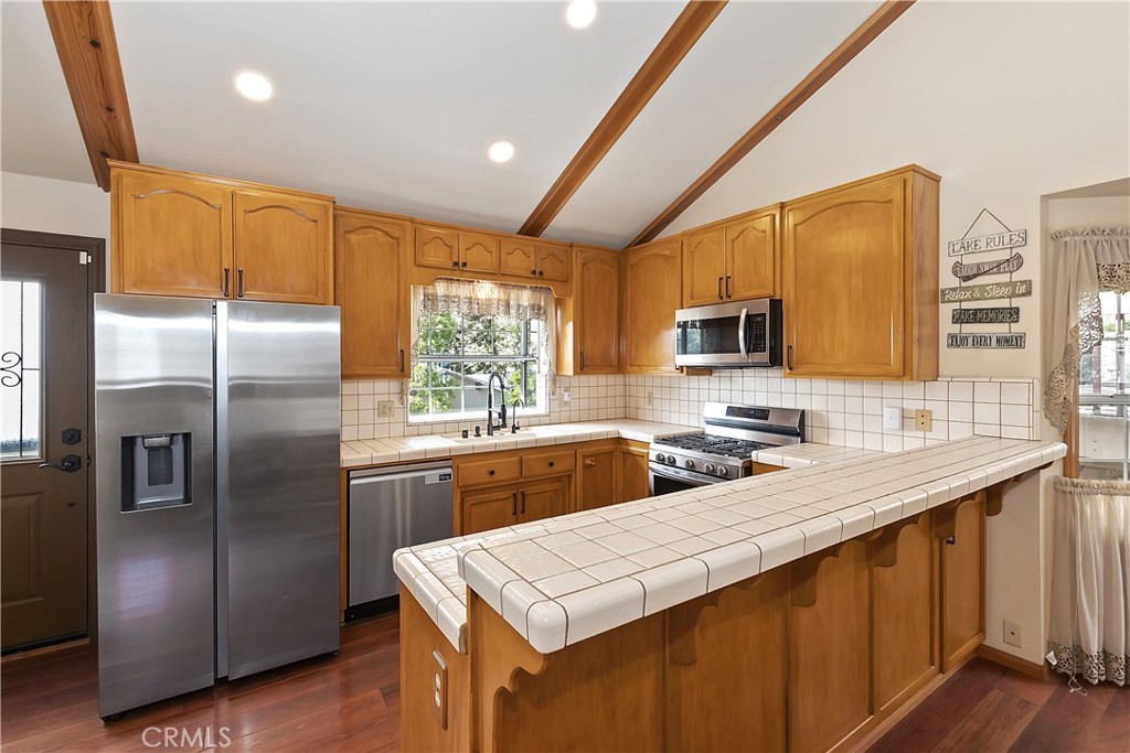 262 Delle Drive Property Photo 14