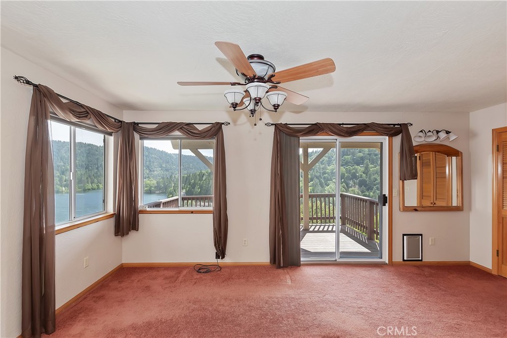 262 Delle Drive Property Photo 25