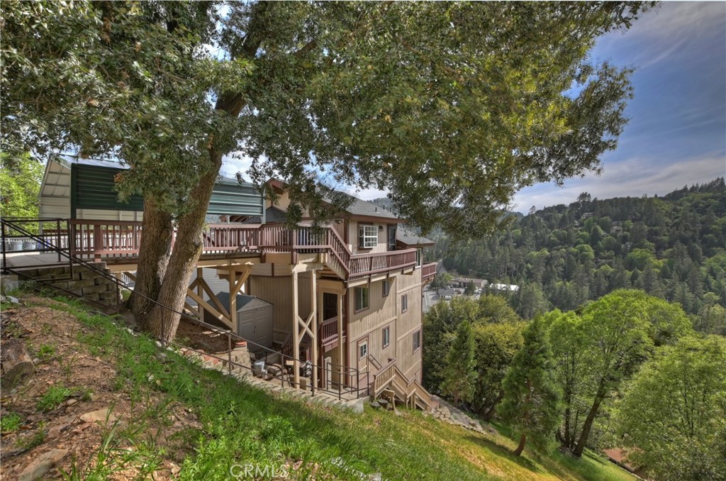 262 Delle Drive Property Photo 40