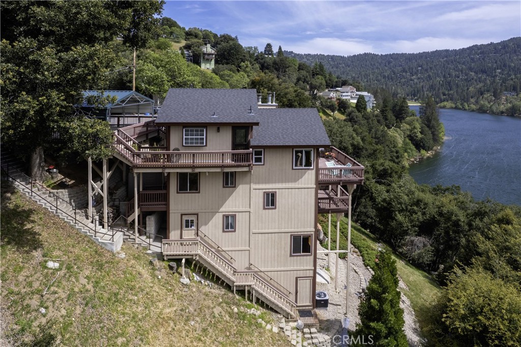 262 Delle Drive Property Photo 41