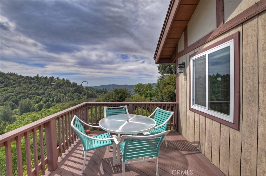 262 Delle Drive Property Photo 47