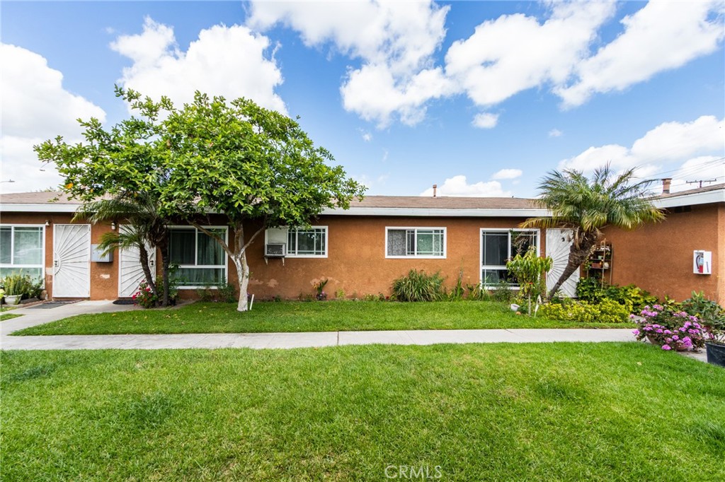 1222 N Placentia Avenue Property Photo 1