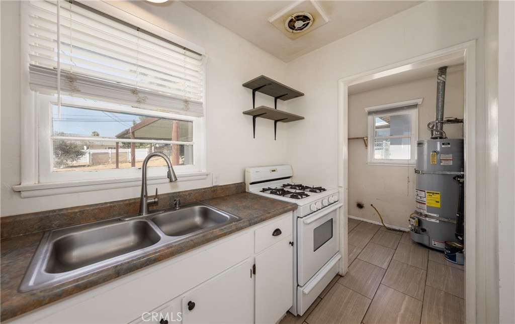 35354 Avenue A Property Photo 10
