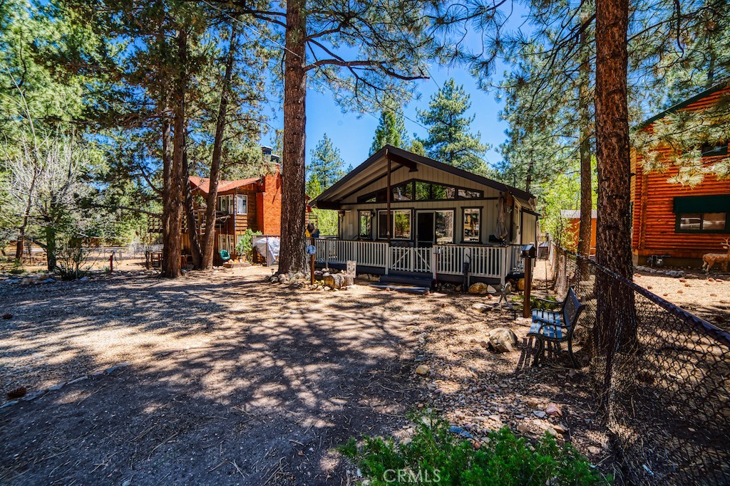 1150 Pine Ridge Lane Property Photo 1