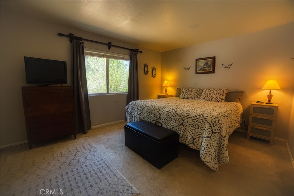 1150 Pine Ridge Lane Property Photo 10