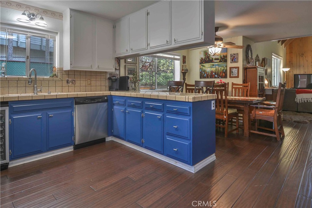 1353 Golden Rule Lane Property Photo 6
